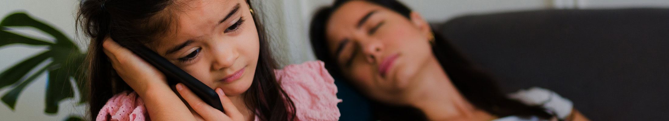 child calling 911 to help parent